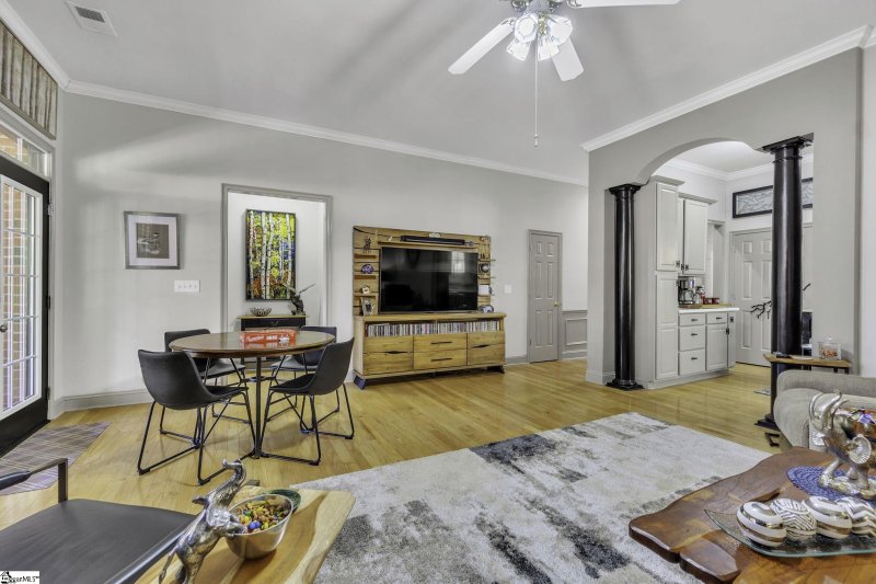 Property image 3 at 307 Ashby Park Lane, Greenville, SC 29607