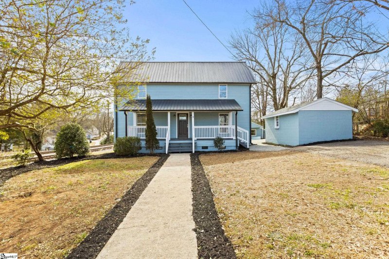 3 Lyman Street