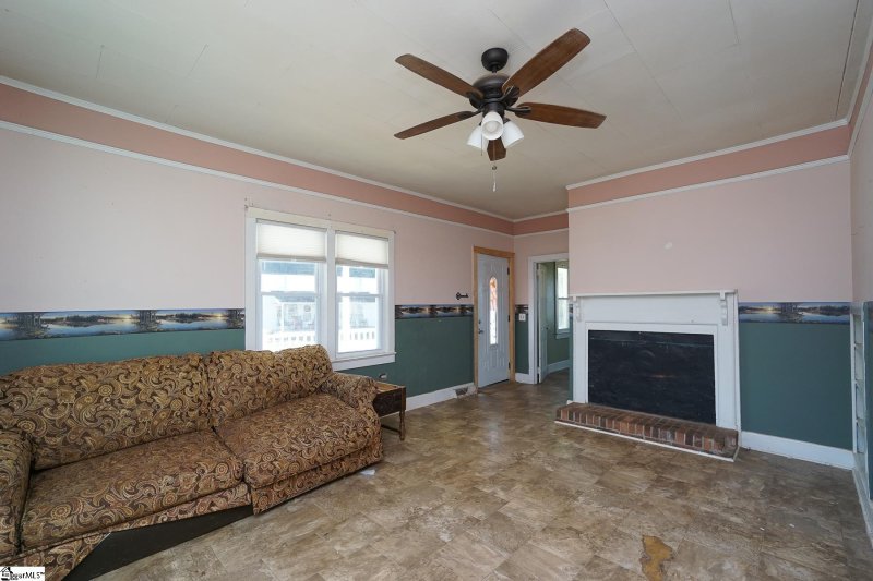 Property image 3 at 32 Lyman Street, Pelzer, SC 29669