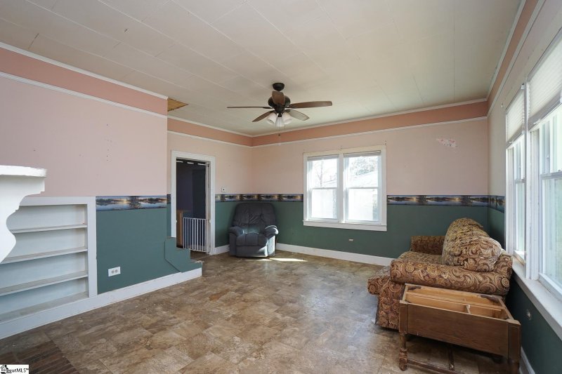 Property image 5 at 32 Lyman Street, Pelzer, SC 29669