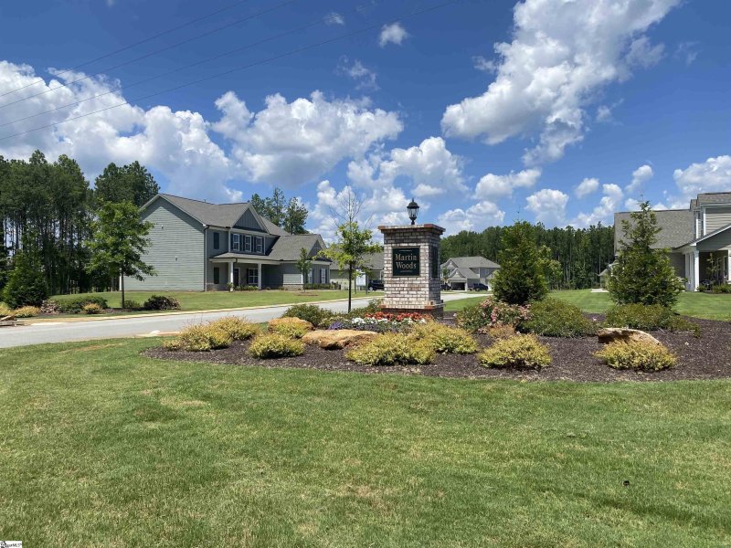 Property image 2 at 614 Still Wood Trail, Fountain Inn, SC 29644