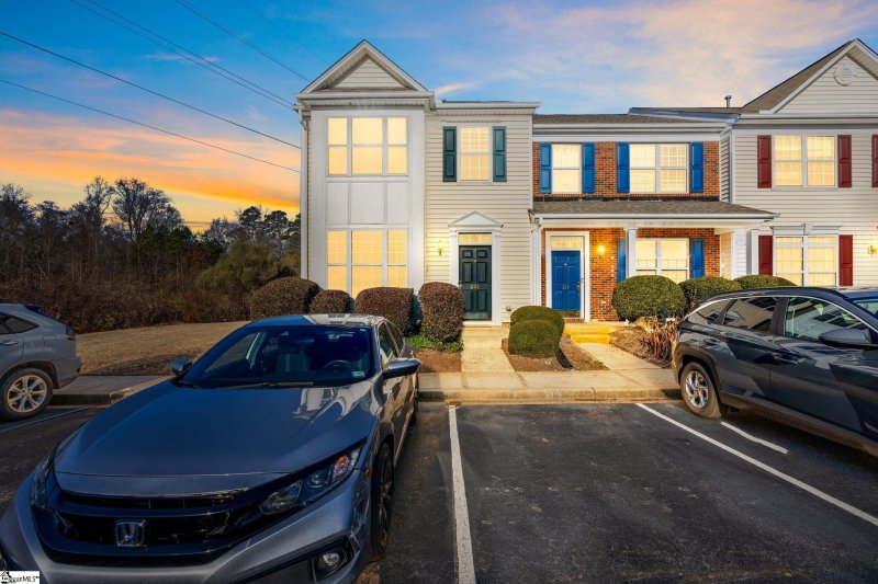 221 Nimbus Court