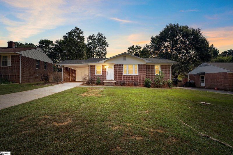 117 Farmington Road
