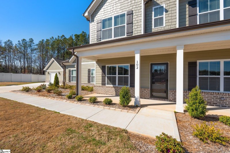 Property image 2 at 102 Martin Woods Way, Fountain Inn, SC 29644