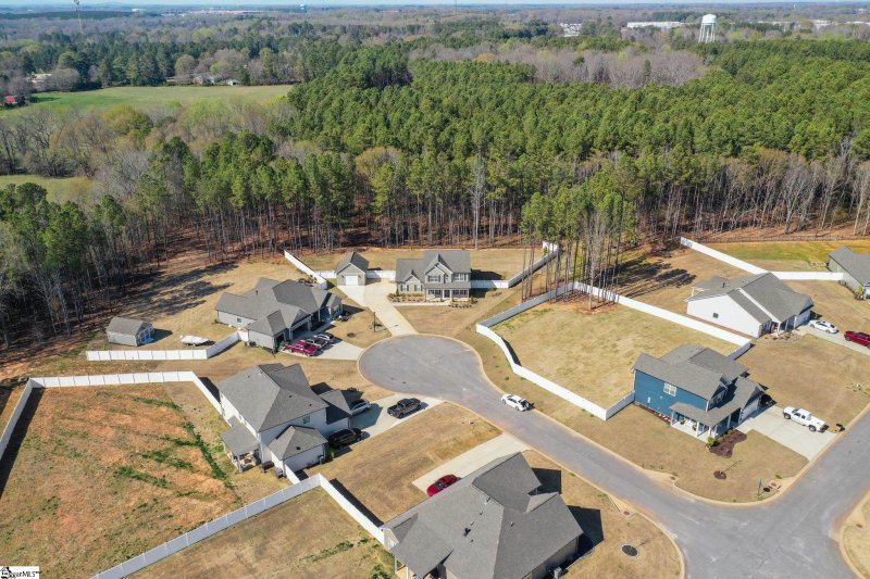 Property image 5 at 102 Martin Woods Way, Fountain Inn, SC 29644