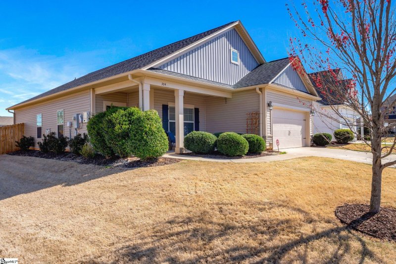 Property image 2 at 304 Rossmoor Court, Duncan, SC 29334