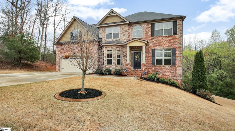 618 Delany Court