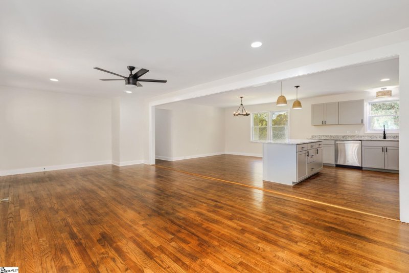 Property image 5 at 500 Farmington Road, Greenville, SC 29605