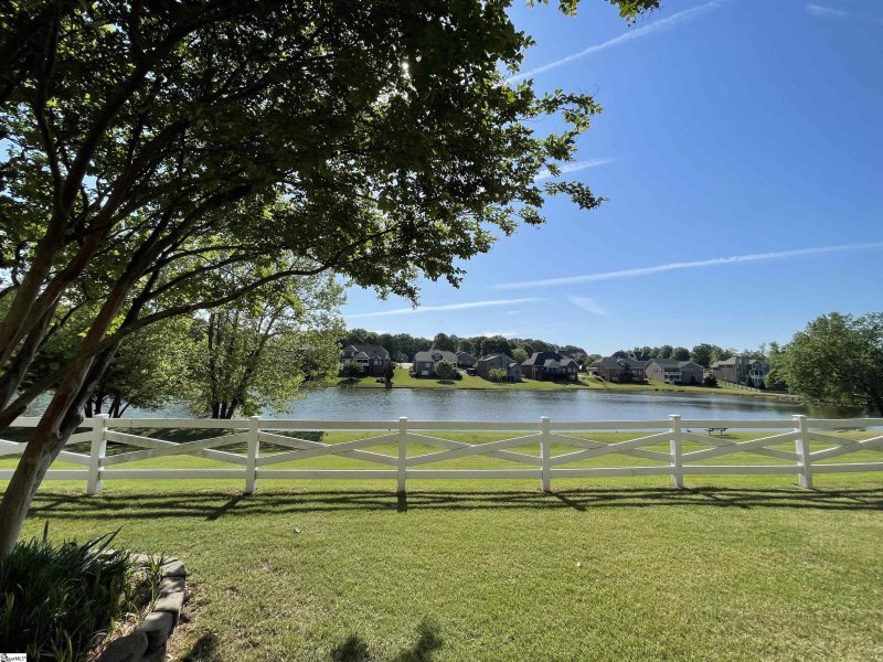 Property image 2 at 226 Stewart's Landing, Boiling Springs, SC 29316