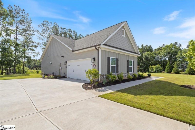 Property image 2 at 300 Wood Mist Lane, Fountain Inn, SC 29644