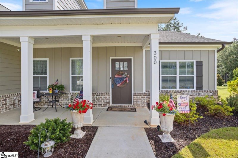 Property image 3 at 300 Wood Mist Lane, Fountain Inn, SC 29644