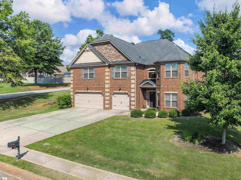 Property image 2 at 603 Delany Court, Boiling Springs, SC 29316