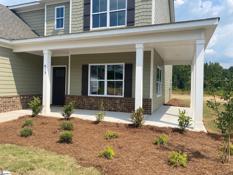 Property image 2 at 613 Still Wood Trail, Fountain Inn, SC 29644