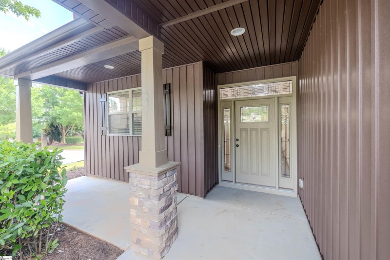 Property image 4 at 601 Castlestone Drive, Greer, SC 29650