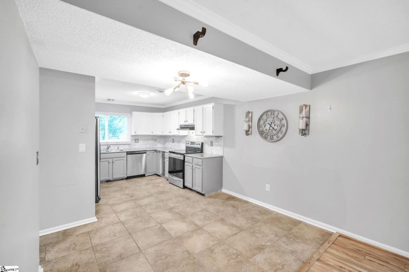 Property image 5 at 150 Stallings Road, Taylors, SC 29687