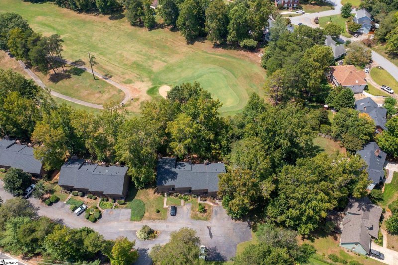 Property image 4 at 100 Stallings Road, Taylors, SC 29687