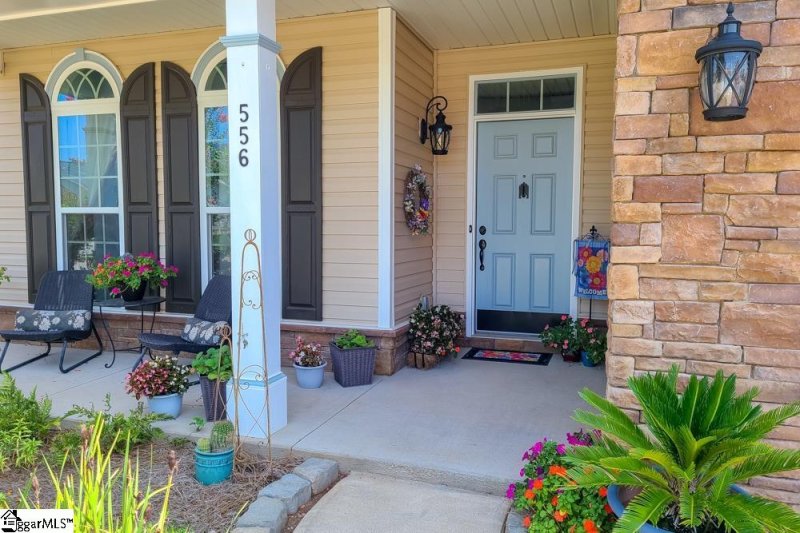 Property image 2 at 556 Shoreline Boulevard, Boiling Springs, SC 29316
