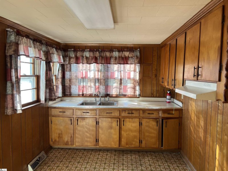 Property image 5 at 1016 Orr Street, Pelzer, SC 29669