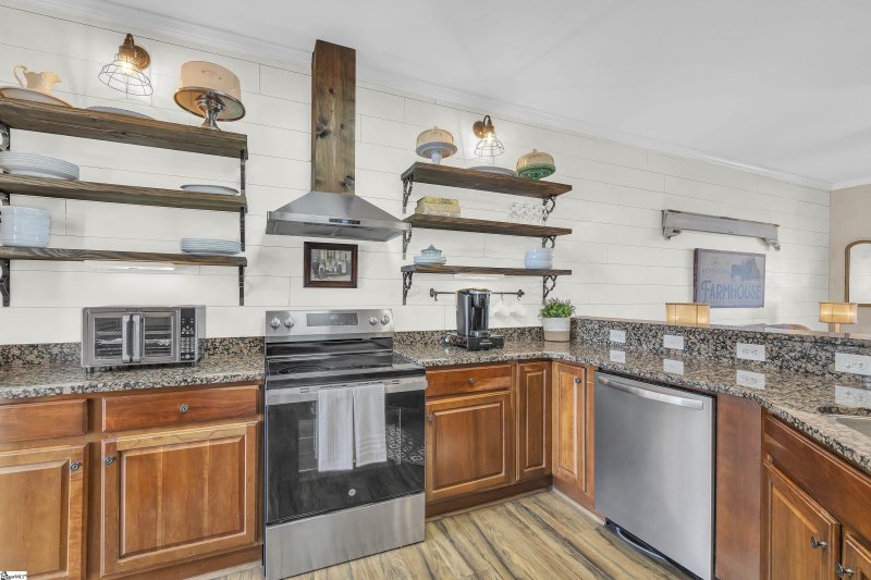 Property image 5 at 213 Stewarts Landing, Boiling Springs, SC 29316