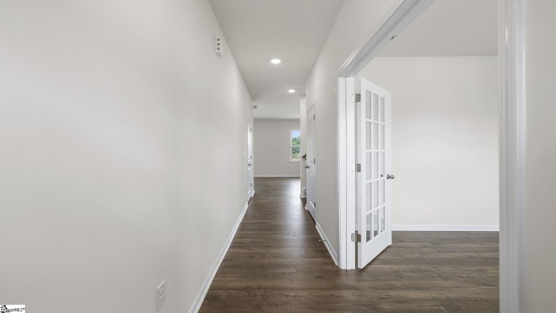Property image 2 at 1110 White Willow Drive, Spartanburg, SC 29303