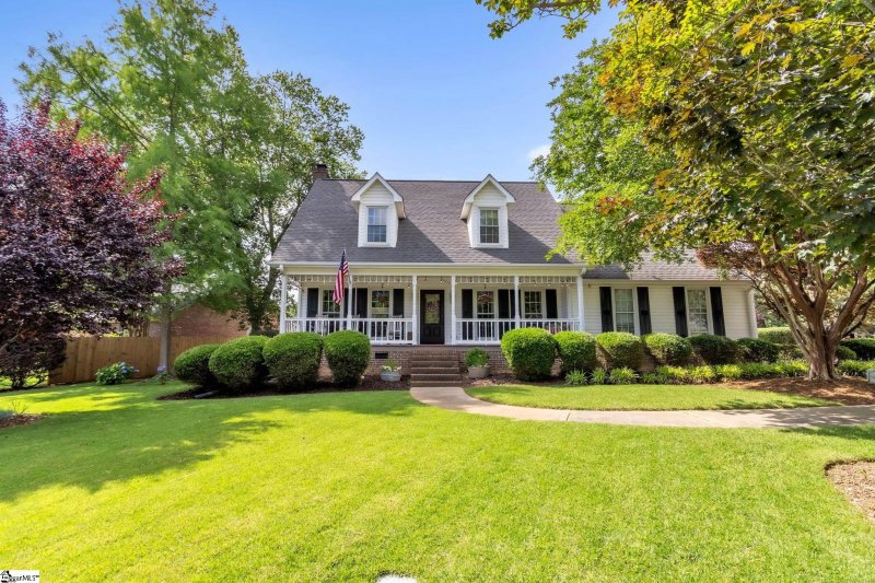 200 Foxhound Road