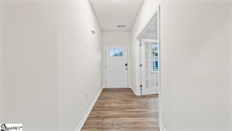 Property image 2 of 1316 Salix Court in Woodhaven, Spartanburg, SC 29303