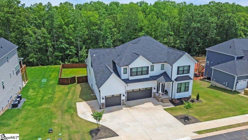 Asher Farms, Greer Community