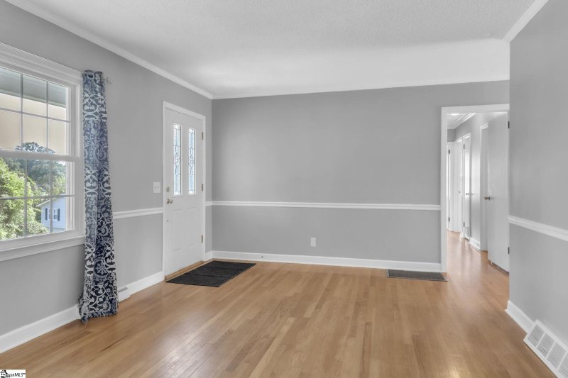 Property image 5 of 6 Kathryan Circle in Chestnut Hills, Greenville, SC 29605