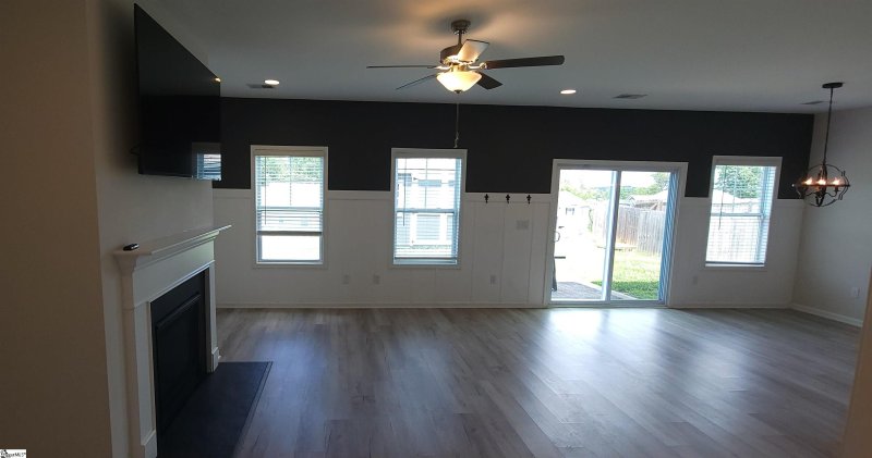 Property image 5 of 638 Grantleigh Drive in Wilson Farms, Duncan, SC 29334