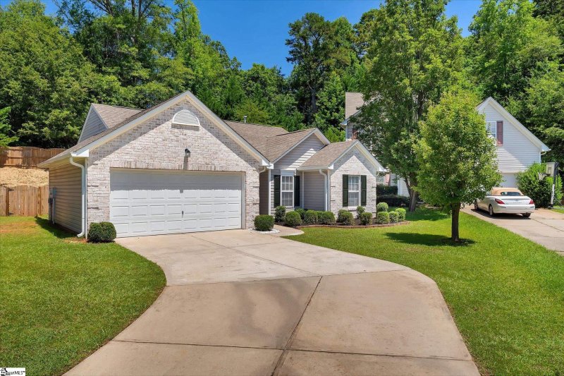 Reserve at Riverside, Greer Community