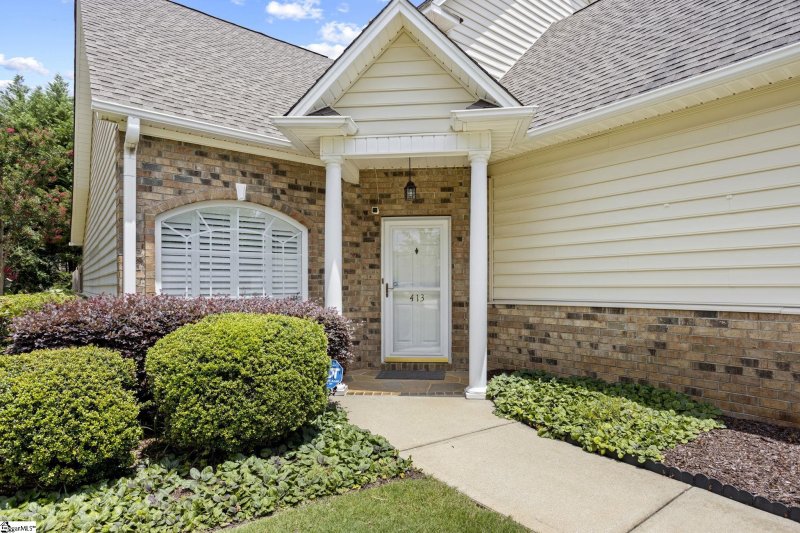 Property image 2 of 413 Pierview Way in Glen Lake, Boiling Springs, SC 29316