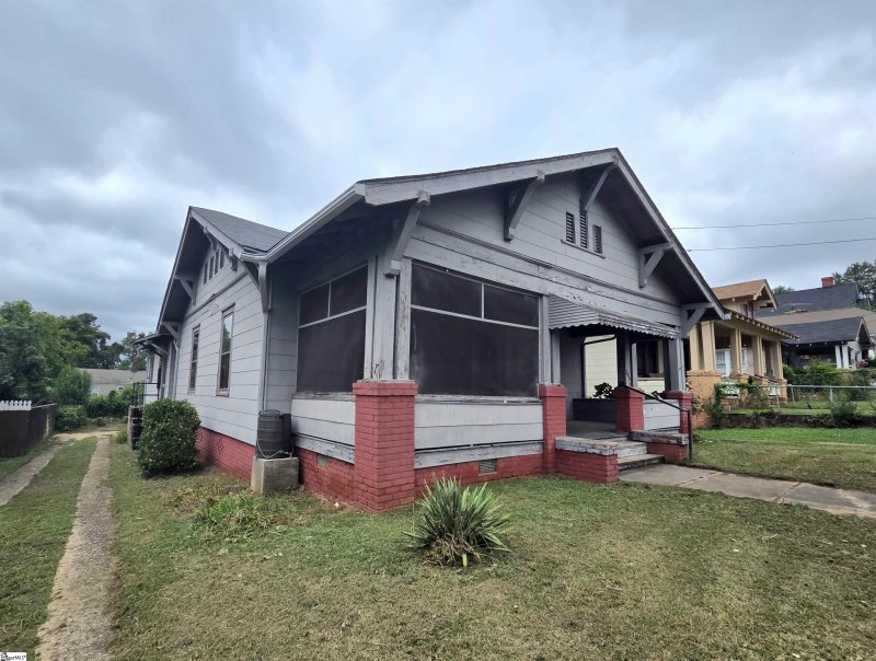 290 Hydrick Street