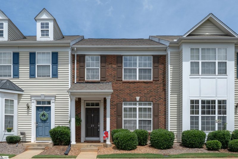 25 Stratus Court
