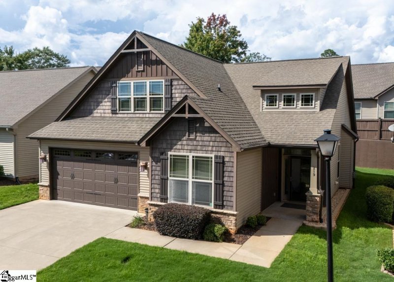 Bluestone Cottages, Taylors Community