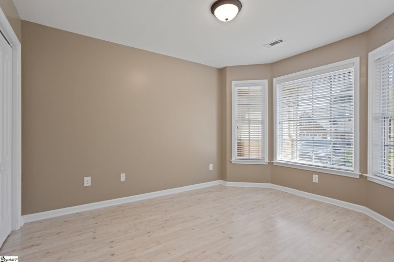 Property image 4 of 209 Stewarts Landing in Glen Lake, Boiling Springs, SC 29316