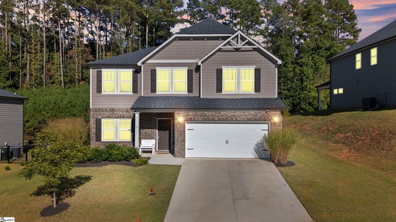 Property image 2 of 613 Whitemarsh Avenue in Lost River, Simpsonville, SC 29680