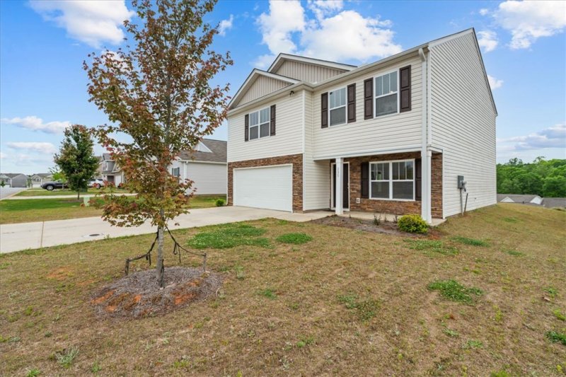 Property image 2 of 235 Millhone Way in The Preserve at Pendleton, Pendleton, SC 29670