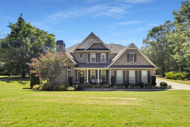Hammond Hall, Belton Community