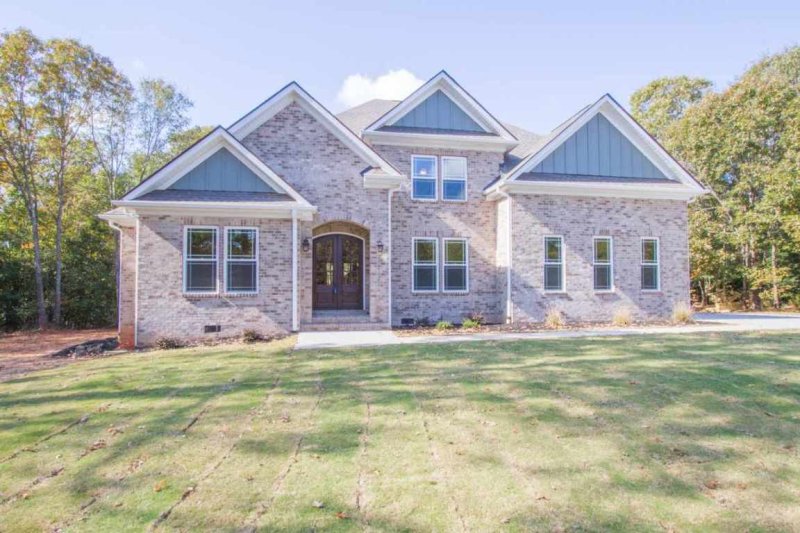102 Bluffton